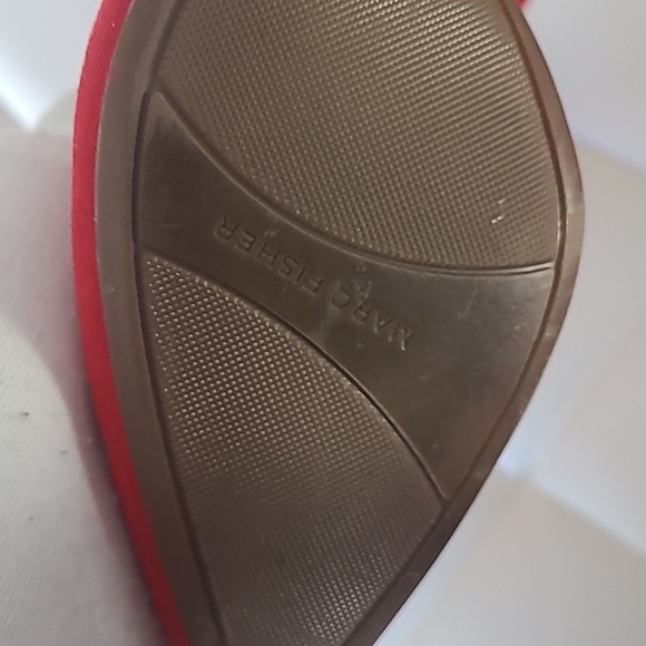 MARC FISHER Danisa Red Faux Suede Gold Tone Chain Ankle Heeled Boots SIZE: 6.5 - Picture 2 of 4